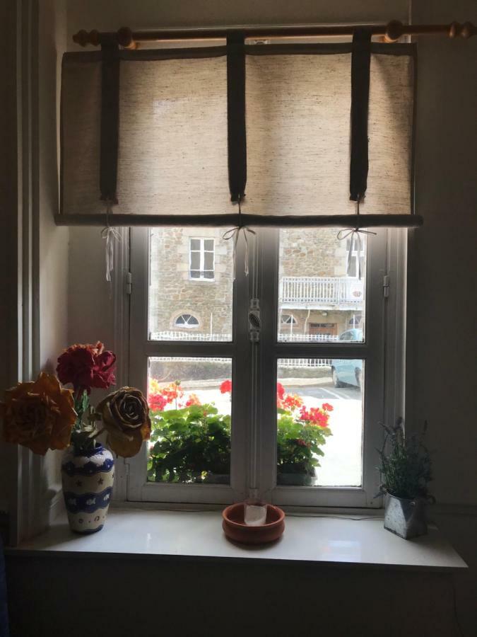 Le Petit Logement Apartman Pre-en-Pail-Saint-Samson Kültér fotó