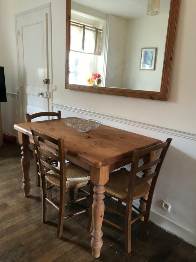 Le Petit Logement Apartman Pre-en-Pail-Saint-Samson Kültér fotó